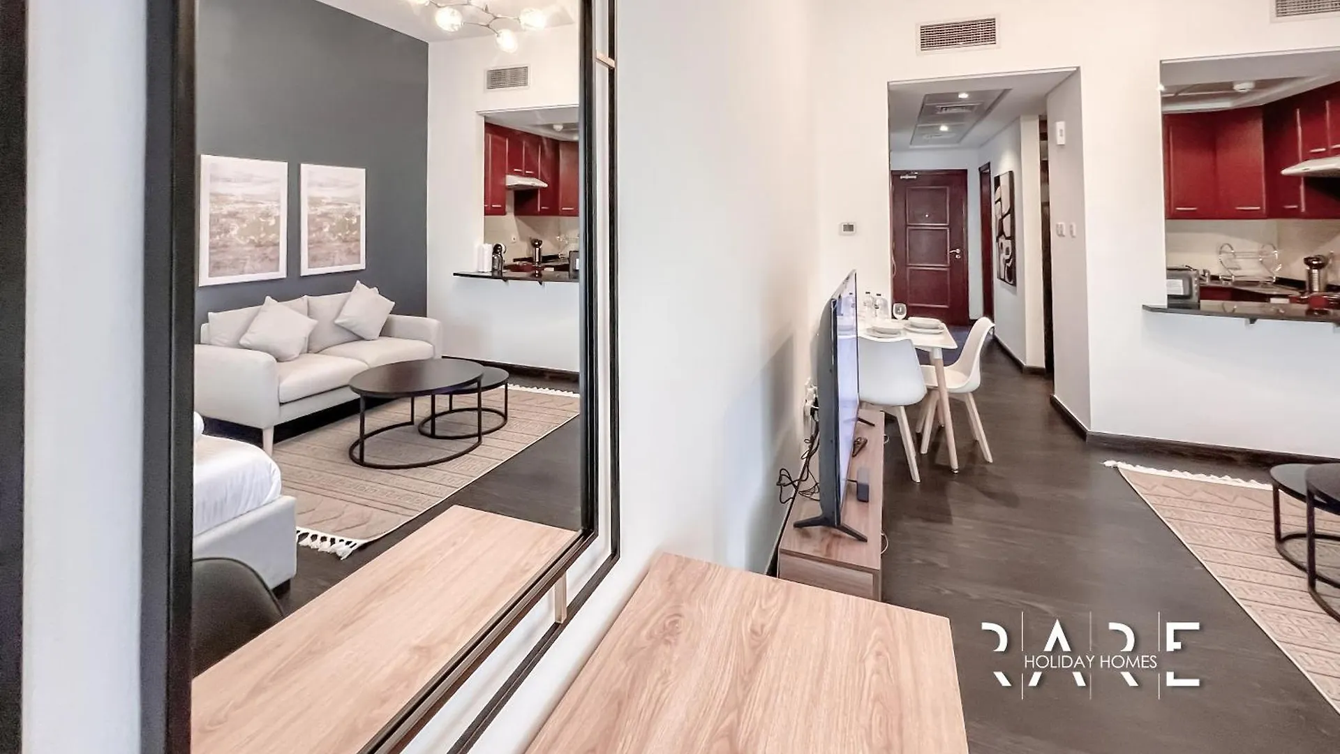 Rare Holiday Homes - Mediterranean Cluster - Near Ibn Battuta Mall - Discovery Garden - Building# Med 49 - R411 Dubai Forenede Arabiske Emirater