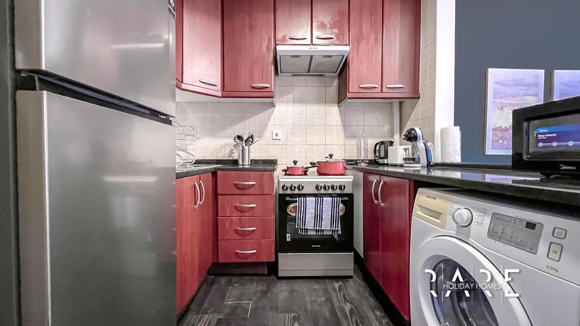 Apartamento Rare Holiday Homes - Mediterranean Cluster - Near Ibn Battuta Mall - Discovery Garden - Building# Med 49 - R411 Dubái